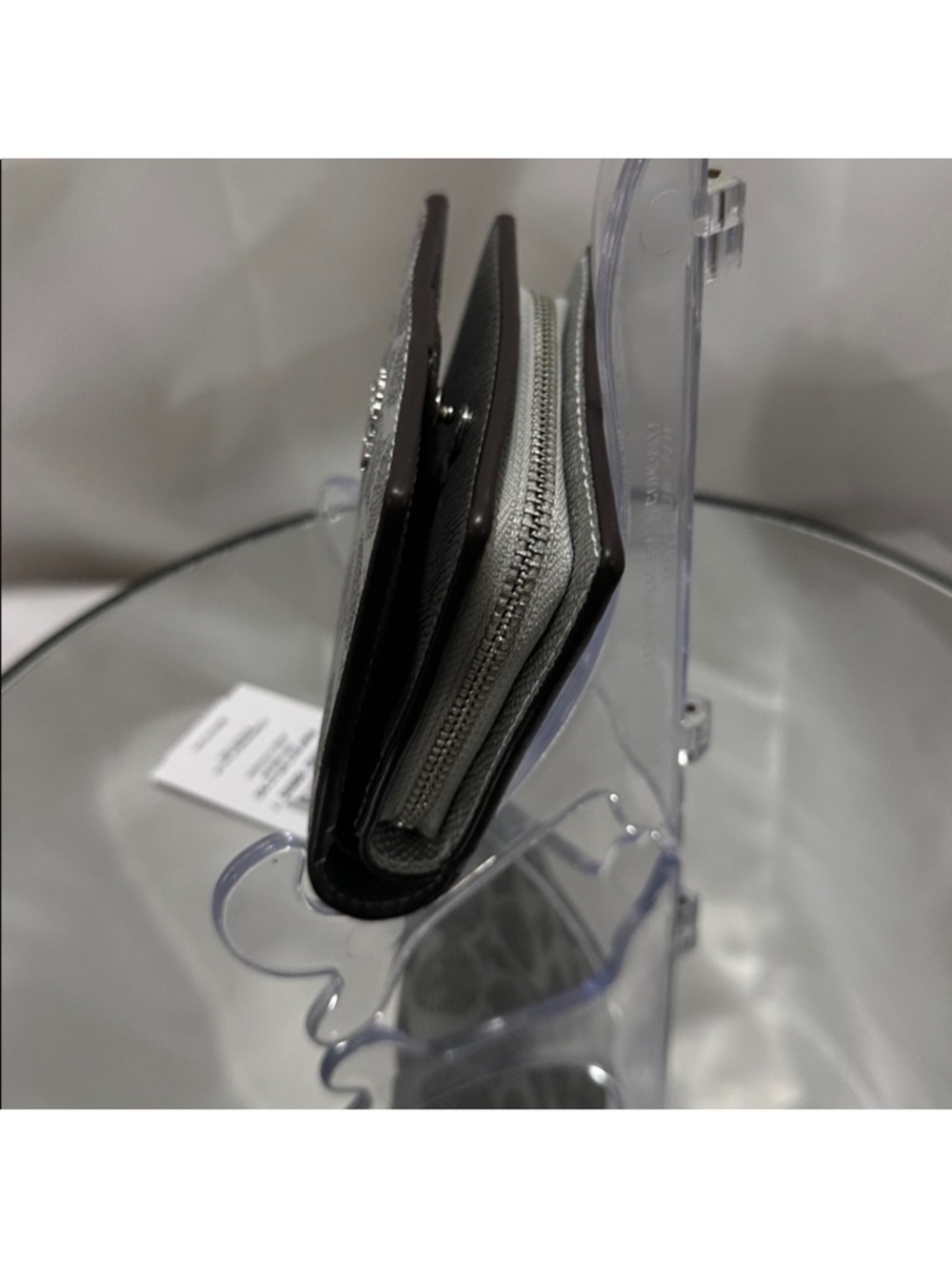 NWT coach metallic silver gray snap wallet signature coach - Picture 3 of 8